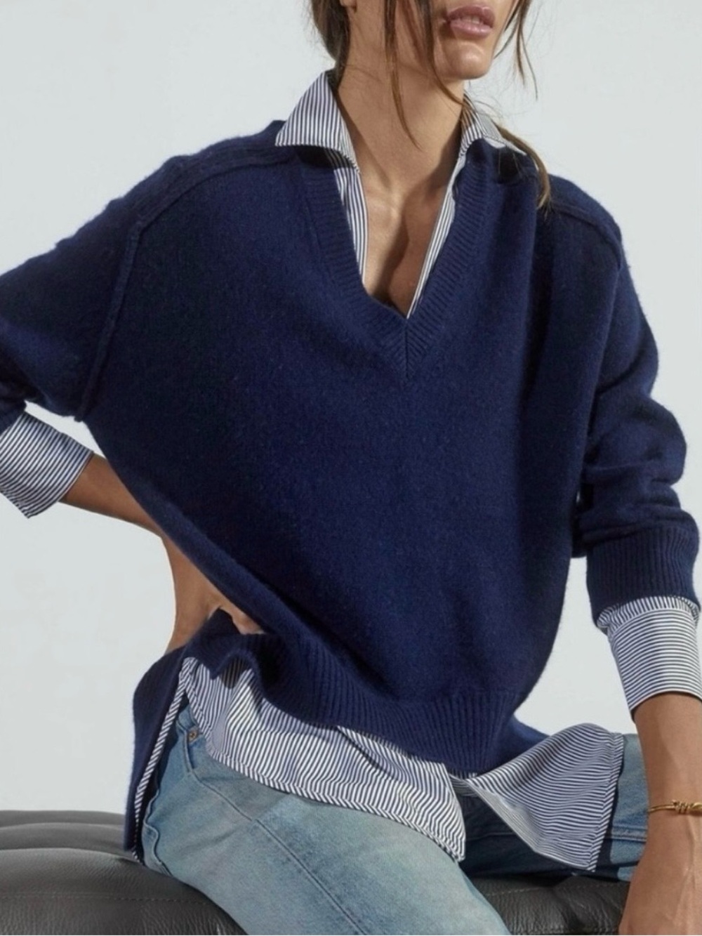 Brochu Walker The Looker Layered V-Neck Sweater in Paloma Navy Size Small